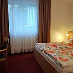 Szálloda Restaurant Steinhaegerquelle 3*