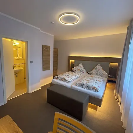 Restaurant Steinhaegerquelle Hotell Steinhagen (North Rhine-Westphalia)