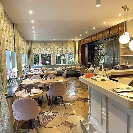 Hotel Restaurant Steinhaegerquelle 3*